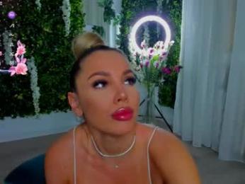 zinasquirts — Chaturbate recorded stream screenshot (24 Jan 2026)