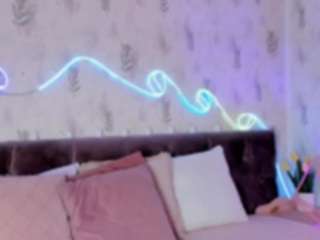 emyliesander — Camsoda recorded stream image, 26.01.2026 15:50