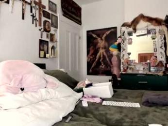 eve003300 — Chaturbate recorded stream image, 27.01.2026 00:20