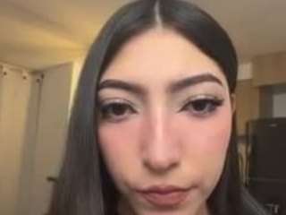 marianabranz — Camsoda recorded stream image, 27.01.2026 03:10