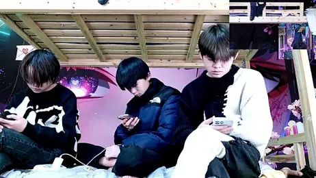 xiaohuangren01 — Stripchat recorded stream screenshot (28 Jan 2026)