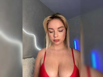 Mila-m — Bongacams recorded stream image, 28.01.2026 10:00