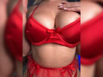 Mila-m — Bongacams recorded stream image, 28.01.2026 10:00