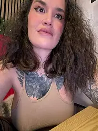 TattooGirlAlia — Stripchat recorded stream screenshot (28 Jan 2026)