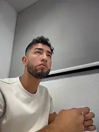 liam_bronw — Stripchat recorded stream image, 30.01.2026 20:20