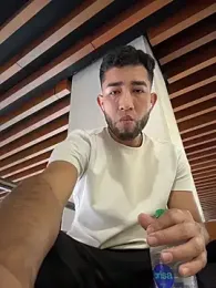 liam_bronw — Stripchat recorded stream image, 30.01.2026 20:20