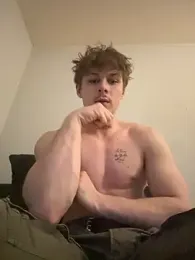 Lucas328706 — Stripchat recorded stream image, 01.02.2026 21:10