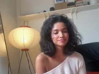 mriea_ — Chaturbate recorded stream image, 02.02.2026 04:50