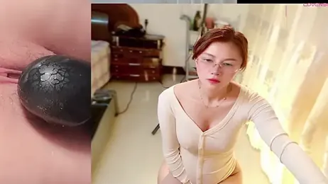 Krismil3 — Stripchat recorded stream screenshot (02 Feb 2026)