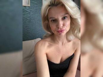 -Molly- — Bongacams recorded stream screenshot (03 Feb 2026)