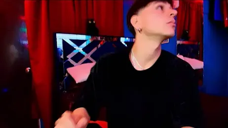 Luke_Howland — Stripchat recorded stream screenshot (04 Feb 2026)