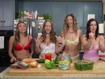 nakedbakers — Chaturbate recorded stream screenshot (04 Feb 2026)