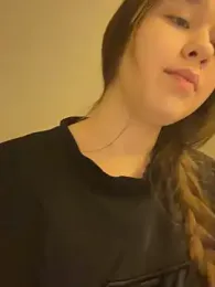 HornyGirlH — Stripchat recorded stream screenshot (04 Feb 2026)