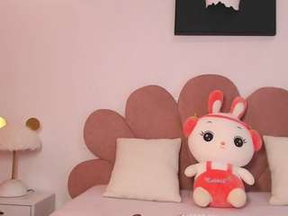 midnightmistress1 — Camsoda recorded stream screenshot (04 Feb 2026)