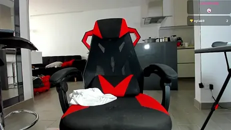 TROYWESLY- — Stripchat recorded stream screenshot (04 Feb 2026)