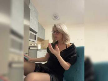 -Molly- — Bongacams recorded stream image, 04.03.2025 11:40