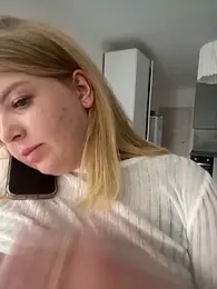 OdriOlsens — Stripchat recorded stream image, 04.03.2025 11:30