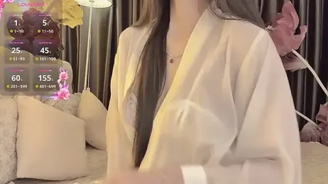 --102KymMiiss-- — Stripchat recorded stream screenshot (05 Feb 2026)