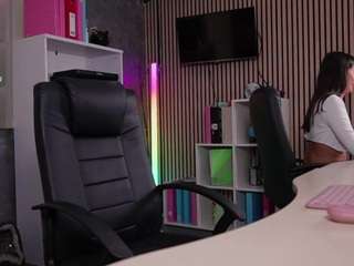daryastars — Camsoda recorded stream image, 05.02.2026 20:00
