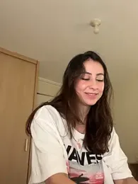 juanasnz99 — Stripchat recorded stream image, 06.02.2026 01:00