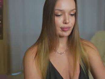 peachylina — Chaturbate recorded stream image, 06.02.2026 03:30
