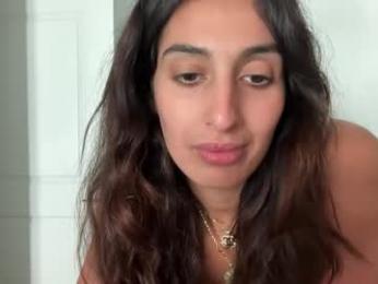 camiliakxoxo — Chaturbate recorded stream image, 04.03.2025 12:20