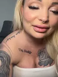 shortybig_official — Stripchat recorded stream image, 07.02.2026 04:00