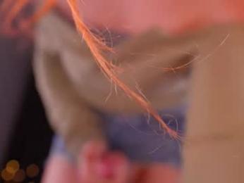 itelia — Chaturbate recorded stream screenshot (07 Feb 2026)