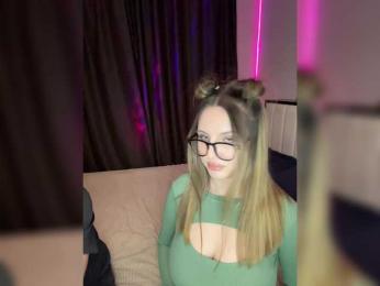 Cris_Mi — Bongacams recorded stream screenshot (07 Feb 2026)