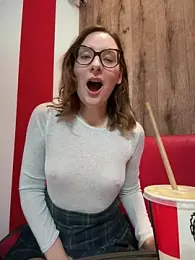 The_Snowwhitee — Stripchat recorded stream screenshot (07 Feb 2026)