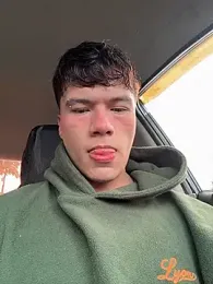 Logan_smith1 — Stripchat recorded stream image, 07.02.2026 19:00