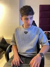 AdrianRinaldi — Stripchat recorded stream screenshot (07 Feb 2026)