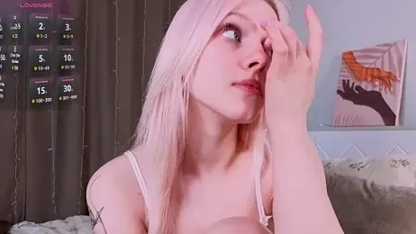 EdlaHewell — Stripchat recorded stream screenshot (08 Feb 2026)