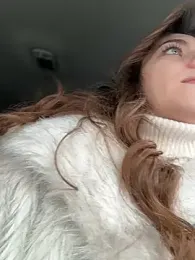 MariiD — Stripchat recorded stream image, 09.02.2026 07:30