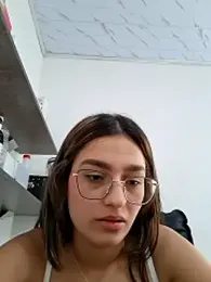 Ary-18 — Stripchat recorded stream screenshot (09 Feb 2026)