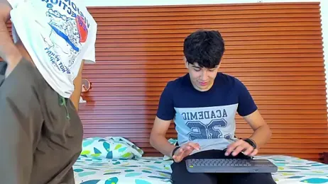 PeakkTwiins — Stripchat recorded stream screenshot (09 Feb 2026)