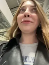 Sunny___Bunny — Stripchat recorded stream screenshot (09 Feb 2026)