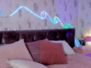 emyliesander — Camsoda recorded stream image, 09.02.2026 15:40