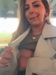 _Abril-Office1 — Stripchat recorded stream screenshot (09 Feb 2026)