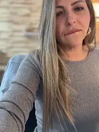 _Abril-Office1 — Stripchat recorded stream screenshot (09 Feb 2026)