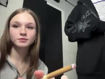 nloraaa — Chaturbate recorded stream screenshot (09 Feb 2026)