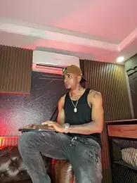 AaronCruz_ — Stripchat recorded stream image, 10.02.2026 03:40