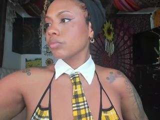 elizagrey — Camsoda recorded stream screenshot (05 Mar 2025)