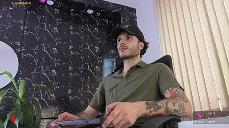 Rafael_Mendezz — Stripchat recorded stream screenshot (10 Feb 2026)