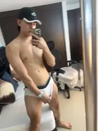 Lander_Cruz — Stripchat recorded stream screenshot (10 Feb 2026)
