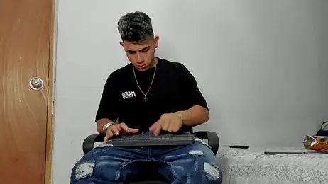 andrew_rose_ — Stripchat recorded stream screenshot (11 Feb 2026)