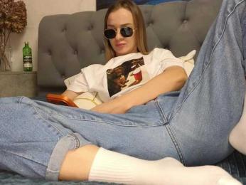 -Sexy_Hot_Angel- — Bongacams recorded stream screenshot (11 Feb 2026)