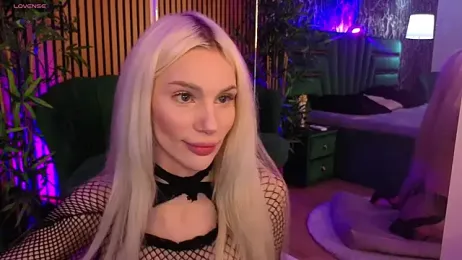 BarbieKara — Stripchat recorded stream screenshot (11 Feb 2026)