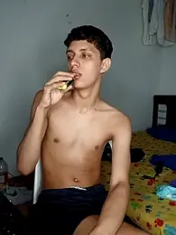 Alayn_sexy_ayes — Stripchat recorded stream screenshot (11 Feb 2026)