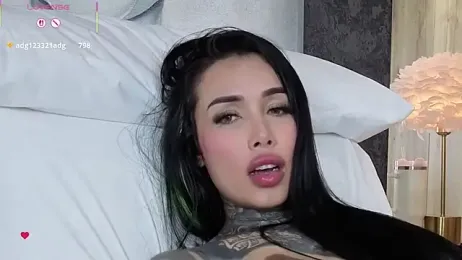 belllbonniie — Stripchat recorded stream screenshot (11 Feb 2026)